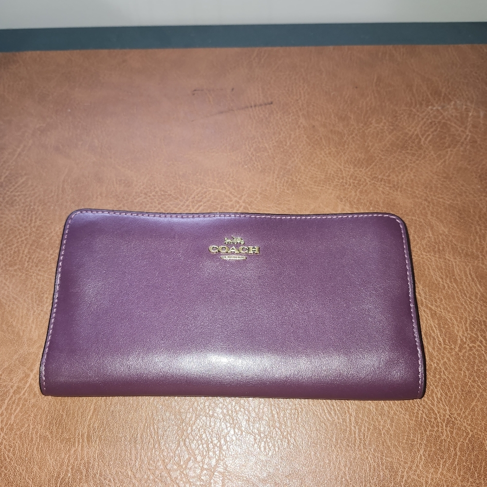 Coach long wallet
